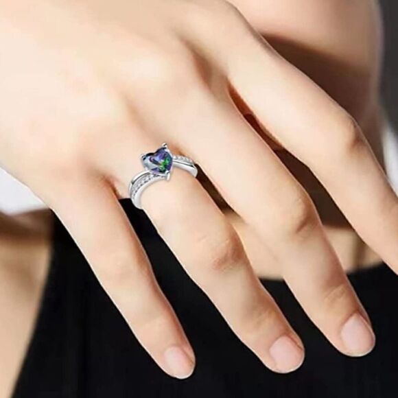 Love Heart Shaped Ring Rainbow Zircon Size 8 - Picture 3 of 6